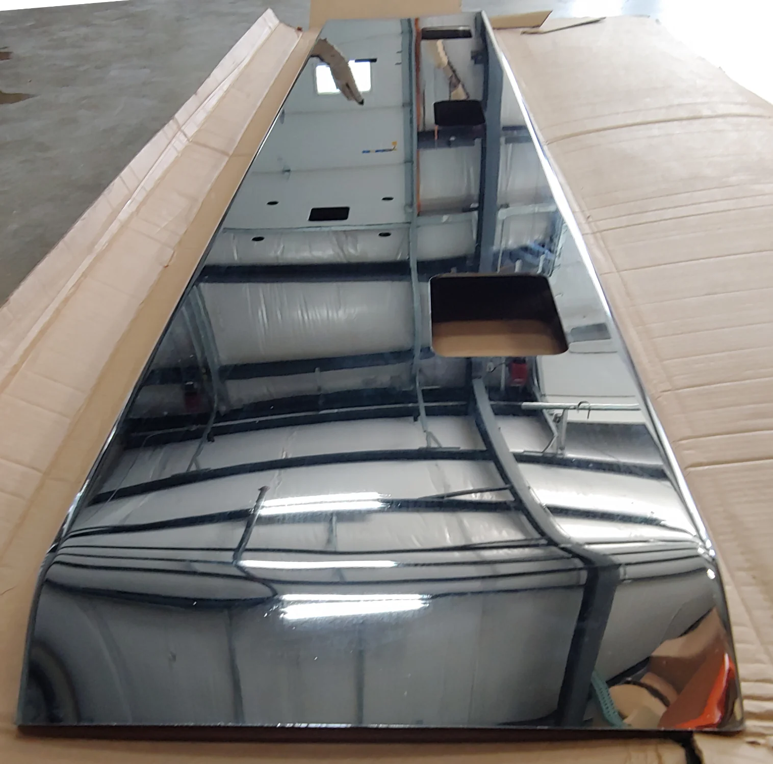 International 9900 18" Steel Chrome Bumper with fog light holes, 3524850C2 - Image 6