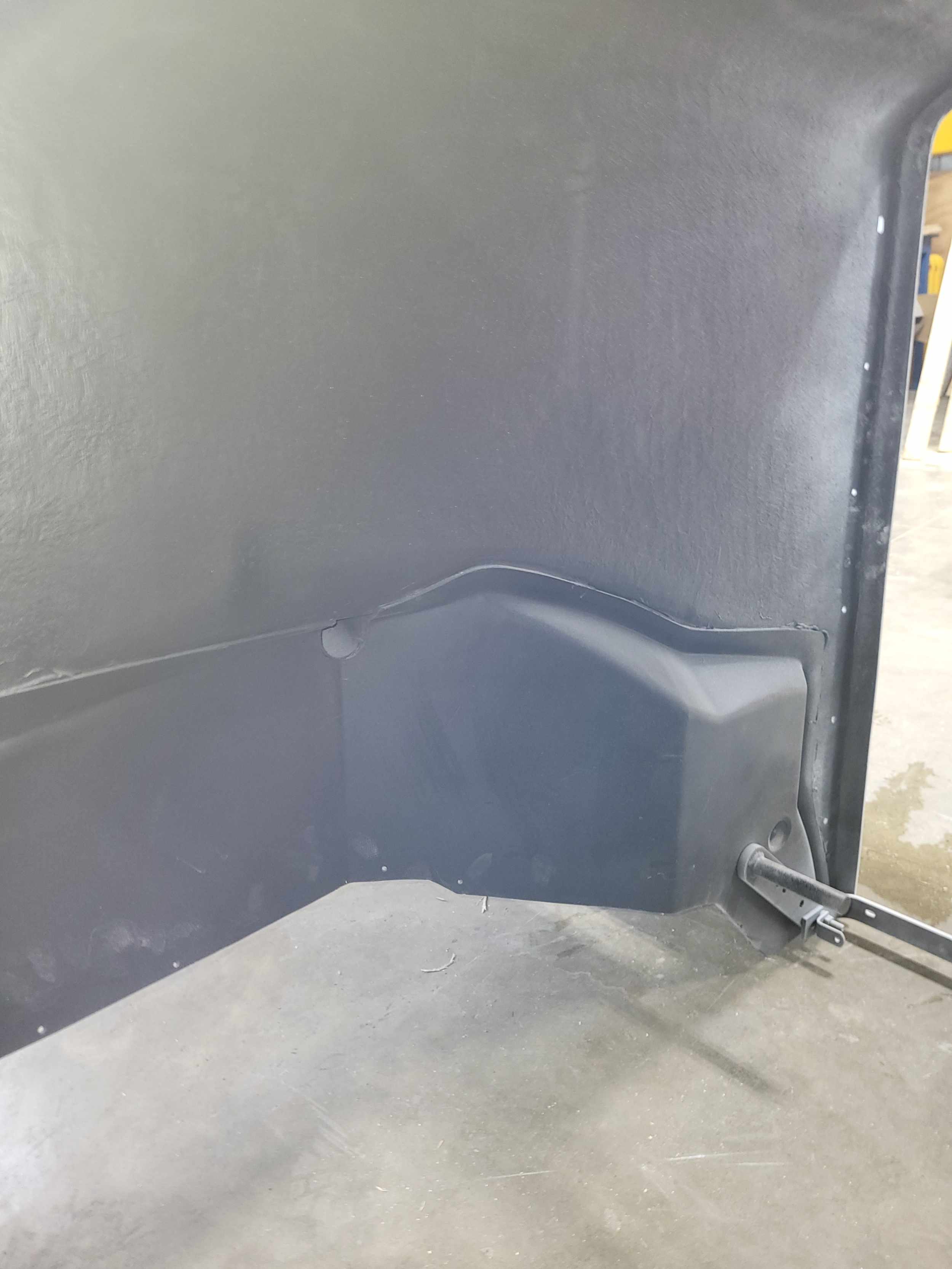 DuraBuilt Kenworth W900B Fiberglass Hood | 2007-Up | Curved Cowl | KWH-930 - Image 10