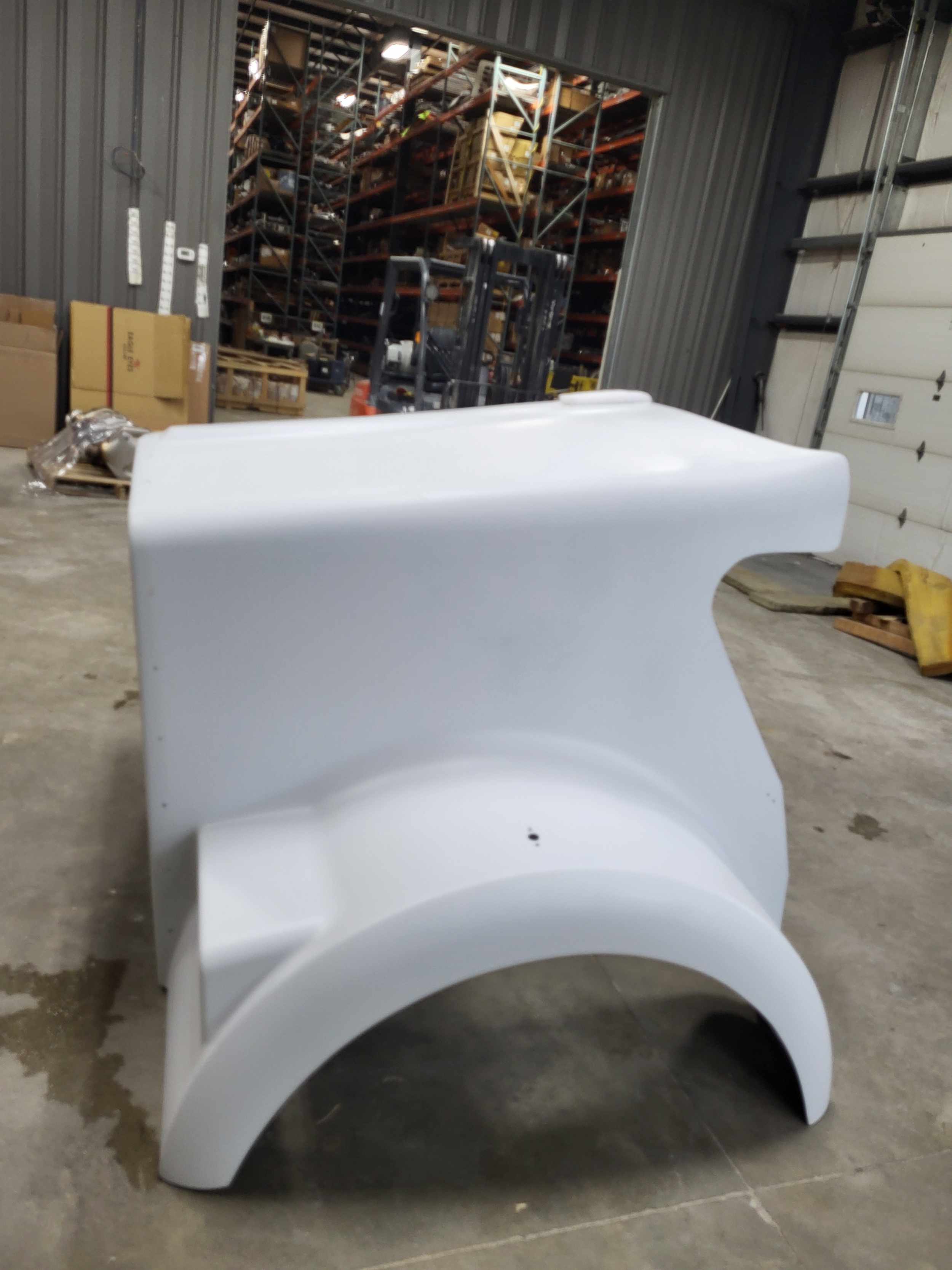 DuraBuilt Kenworth W900B Fiberglass Hood | 2007-Up | Curved Cowl | KWH-930 - Image 2