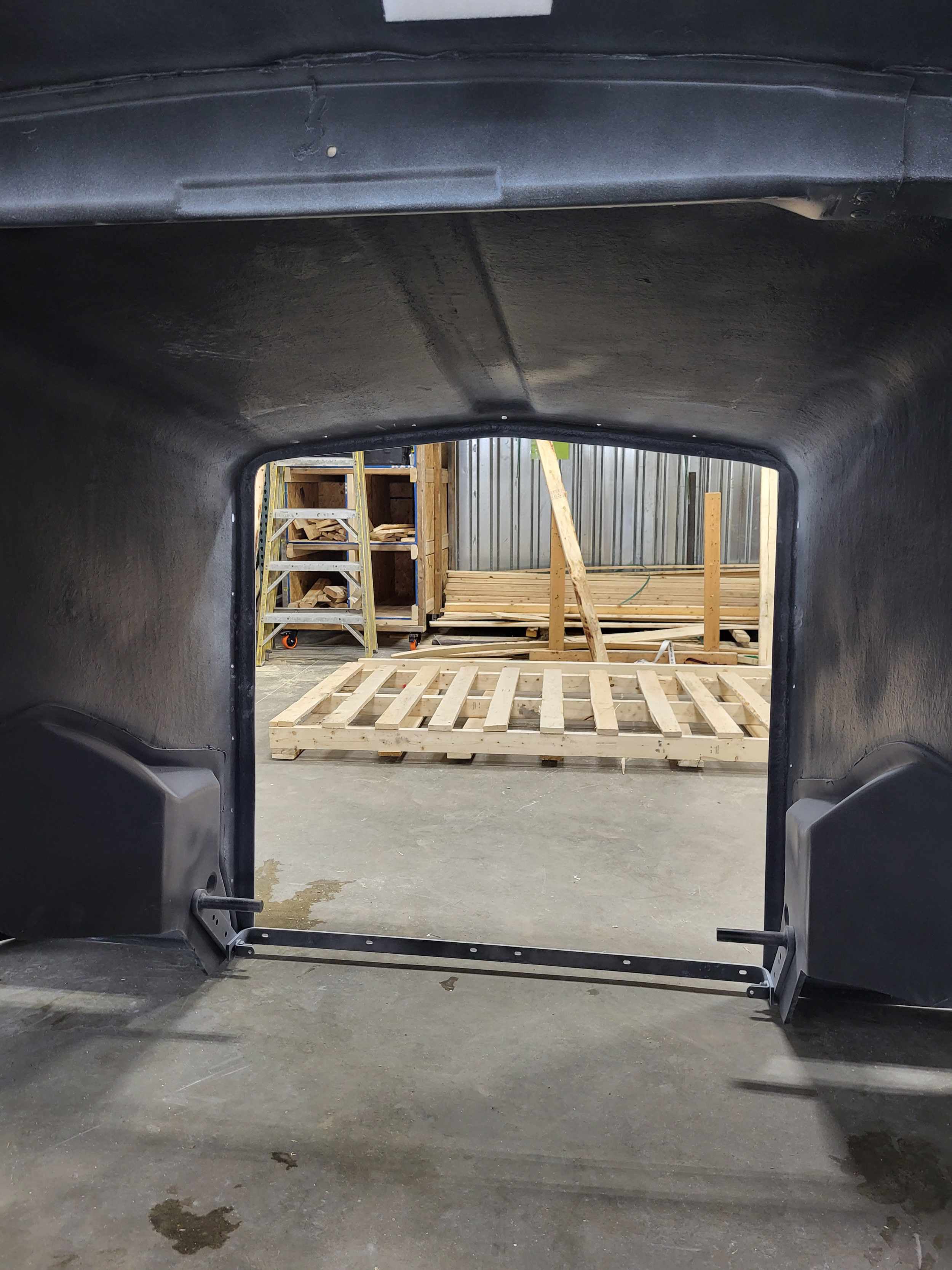 DuraBuilt Kenworth W900B Fiberglass Hood | 2007-Up | Curved Cowl | KWH-930 - Image 7