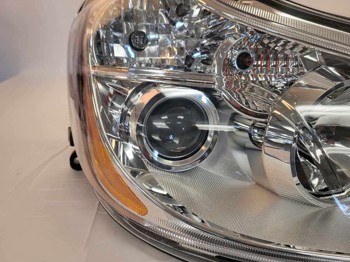 Durabilt Headlight, Fits Kenworth T680 Chrome Halogen Projector Passenger Side, P54-6103-11000R - Image 4
