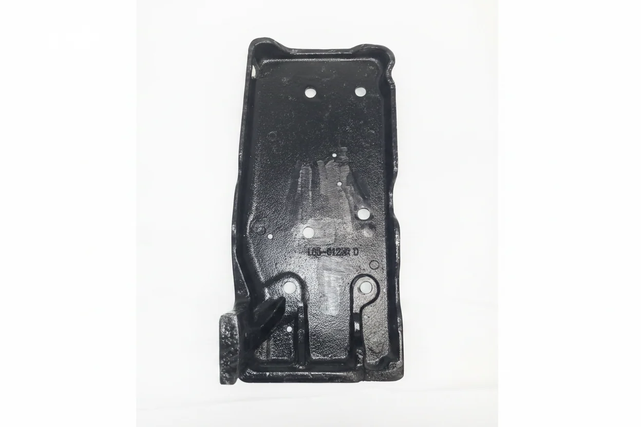 DuraBuilt Kenworth T880 Hood Mounting Bracket | Passenger Side (RH) | L85-6123R - Image 6