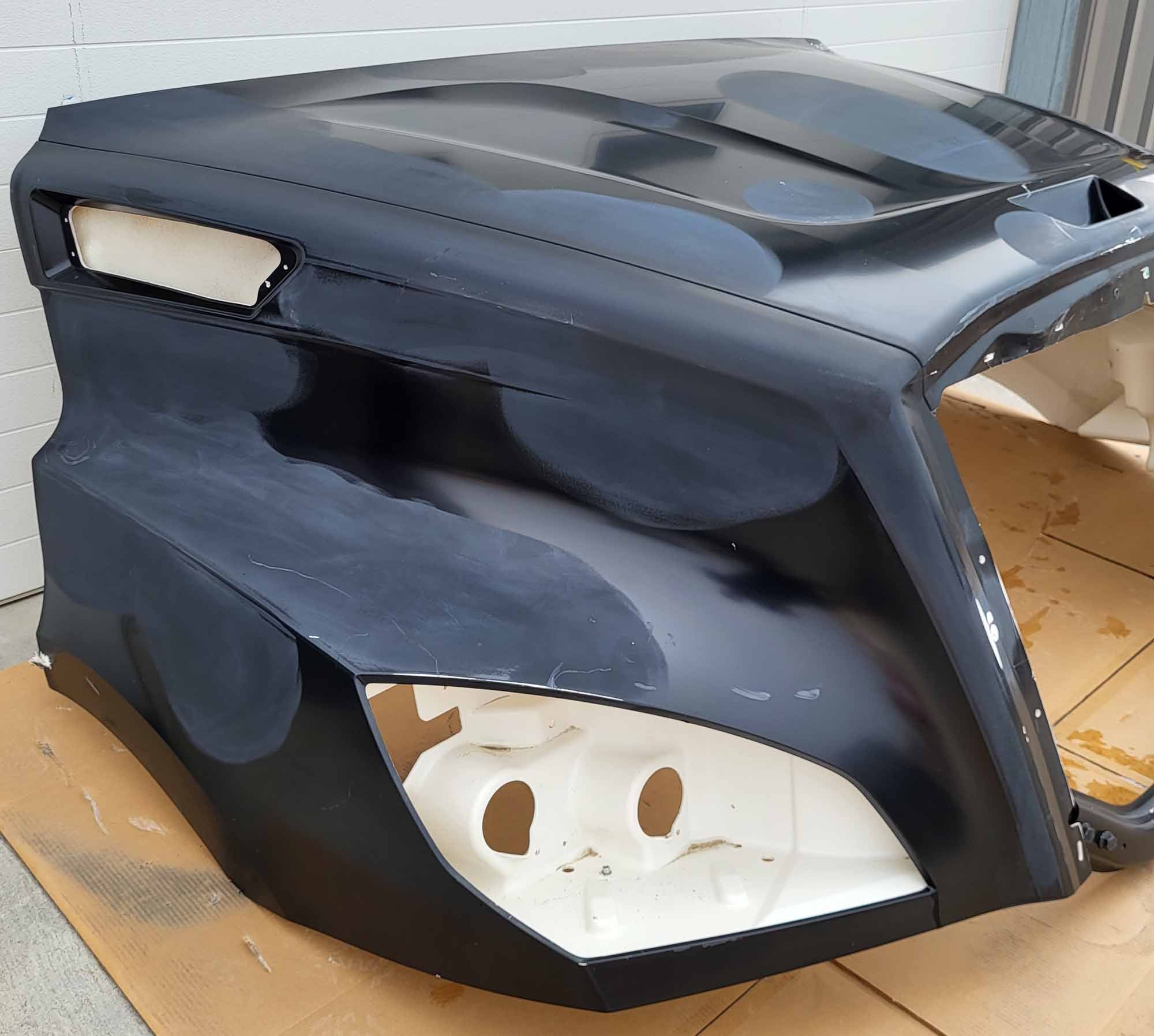 Freightliner Cascadia 116" Hood, OEM Take Off, U2383 - Image 6