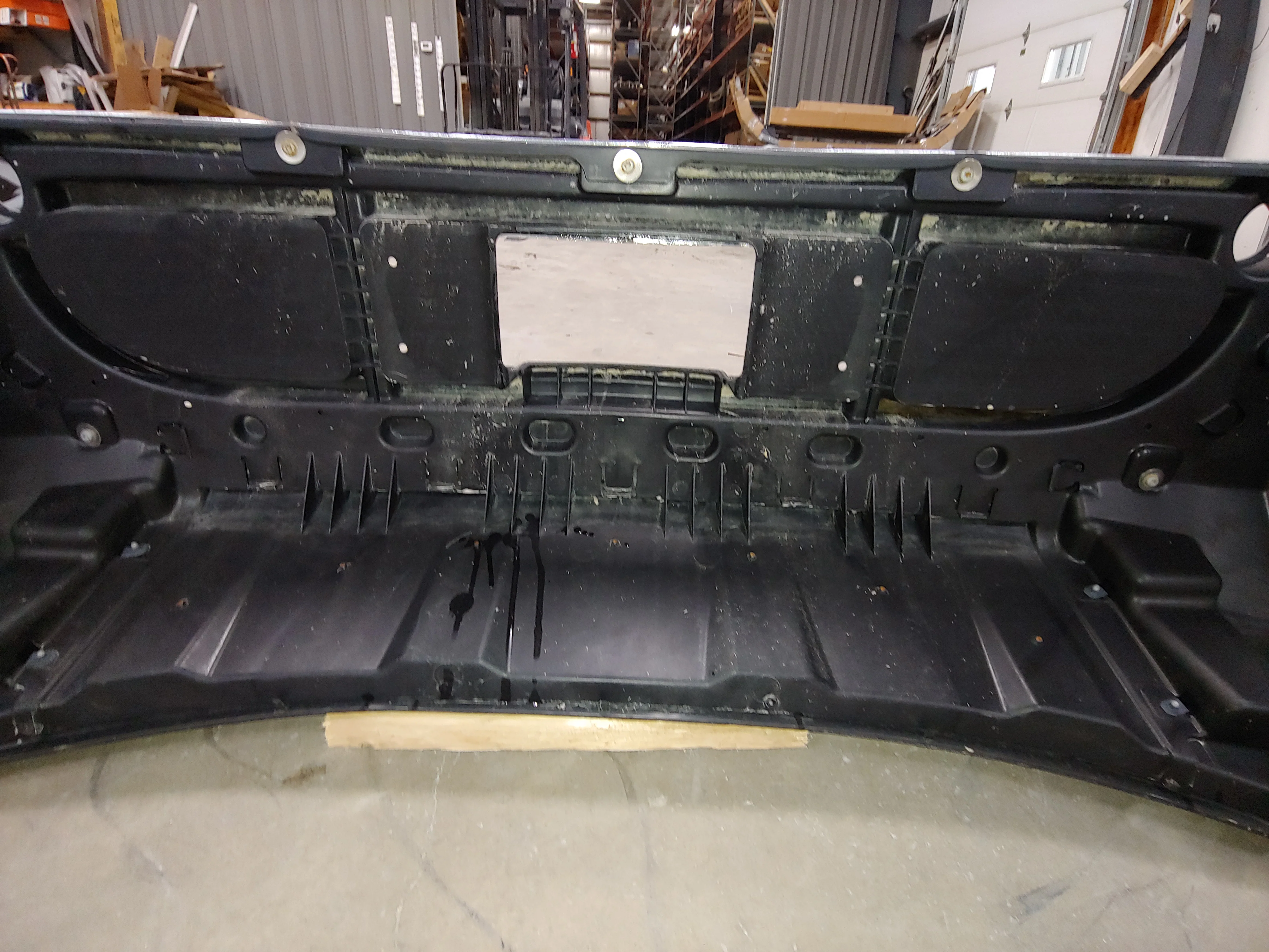 Freightliner Cascadia OEM Bumper Cosblem Take off w/ fogs - Image 7