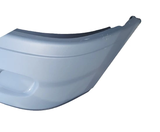 Freightliner Cascadia OEM Bumper Cosblem Take off w/o fogs - Image 2