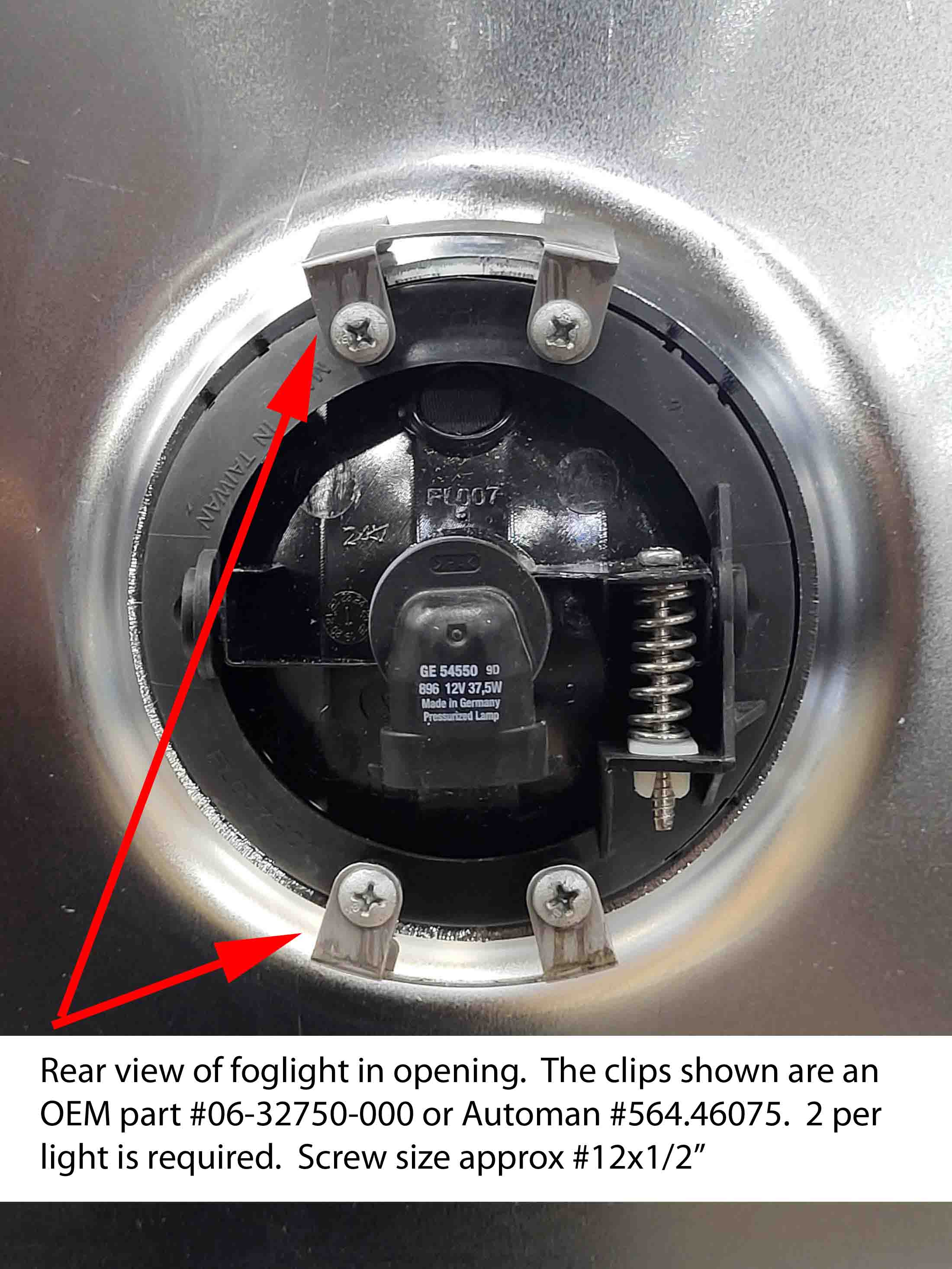Freightliner Columbia Bumper Fog Light - Image 7