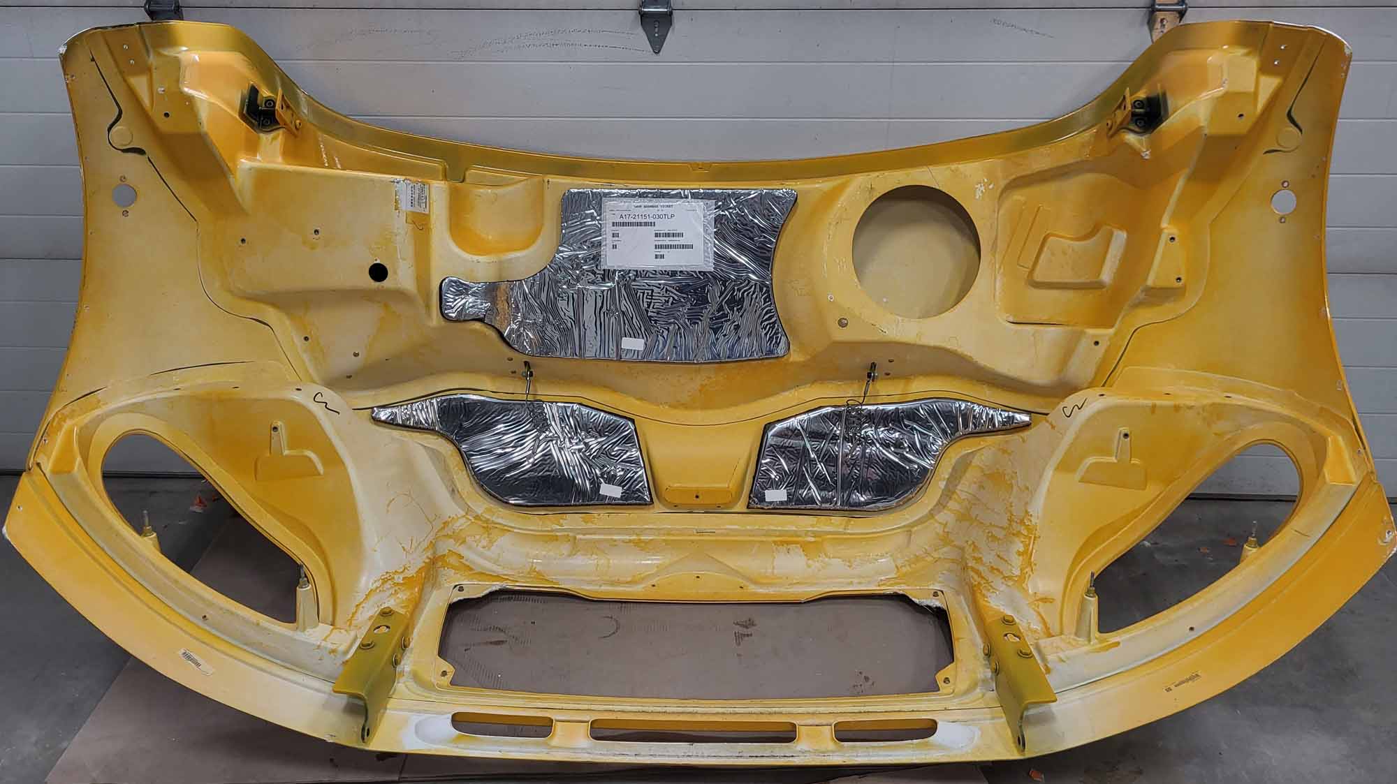 Freightliner M2 106 Hood, w/Valance, OEM Take Off, FLH-U2358 - Image 8