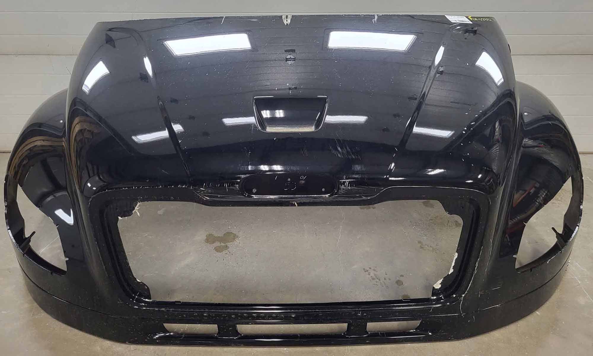 Freightliner M2 106 Hood W/Valance & Notches, OEM Take Off , FLH-U2395 - Image 5