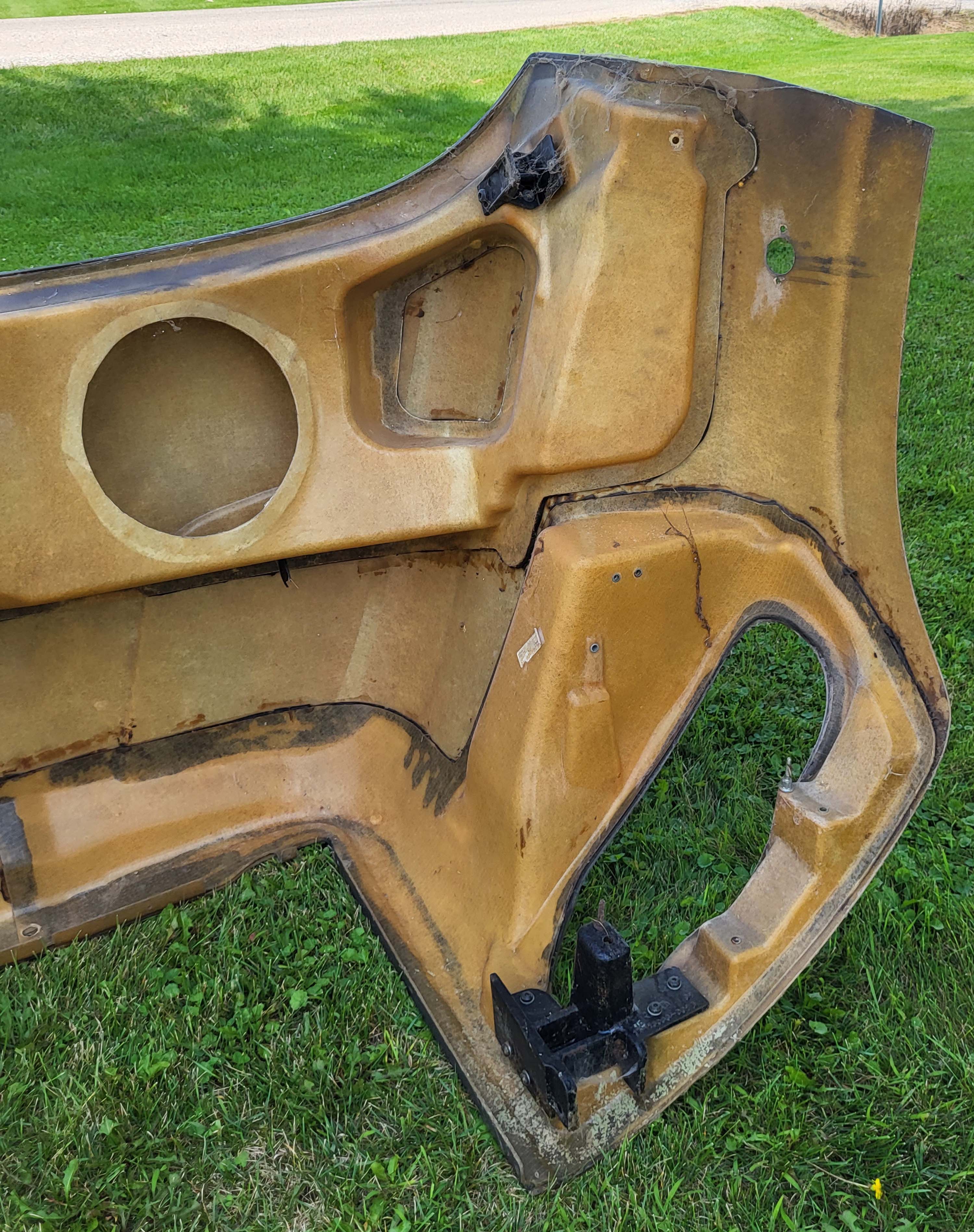Freightliner M2 106V Vocational Series Hood, Bugeye H/L, OEM Take Off, U1306 - Image 13