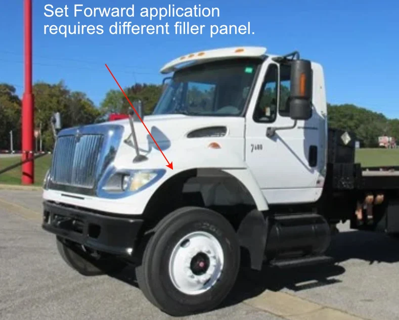 International Workstar 7600, 7700 Driver Side Filler Panel,2003-07, 3563154C1 - Image 3