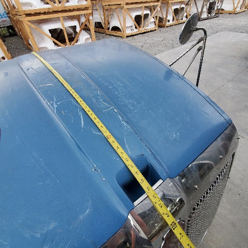 Kenworth T-660 *Cosmetic Blemish OEM Hood #2122, L29-1248 - Image 16
