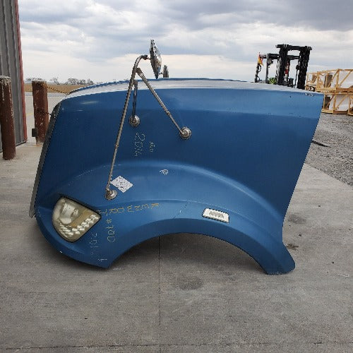 Kenworth T-660 *Cosmetic Blemish OEM Hood #2122, L29-1248 - Image 5