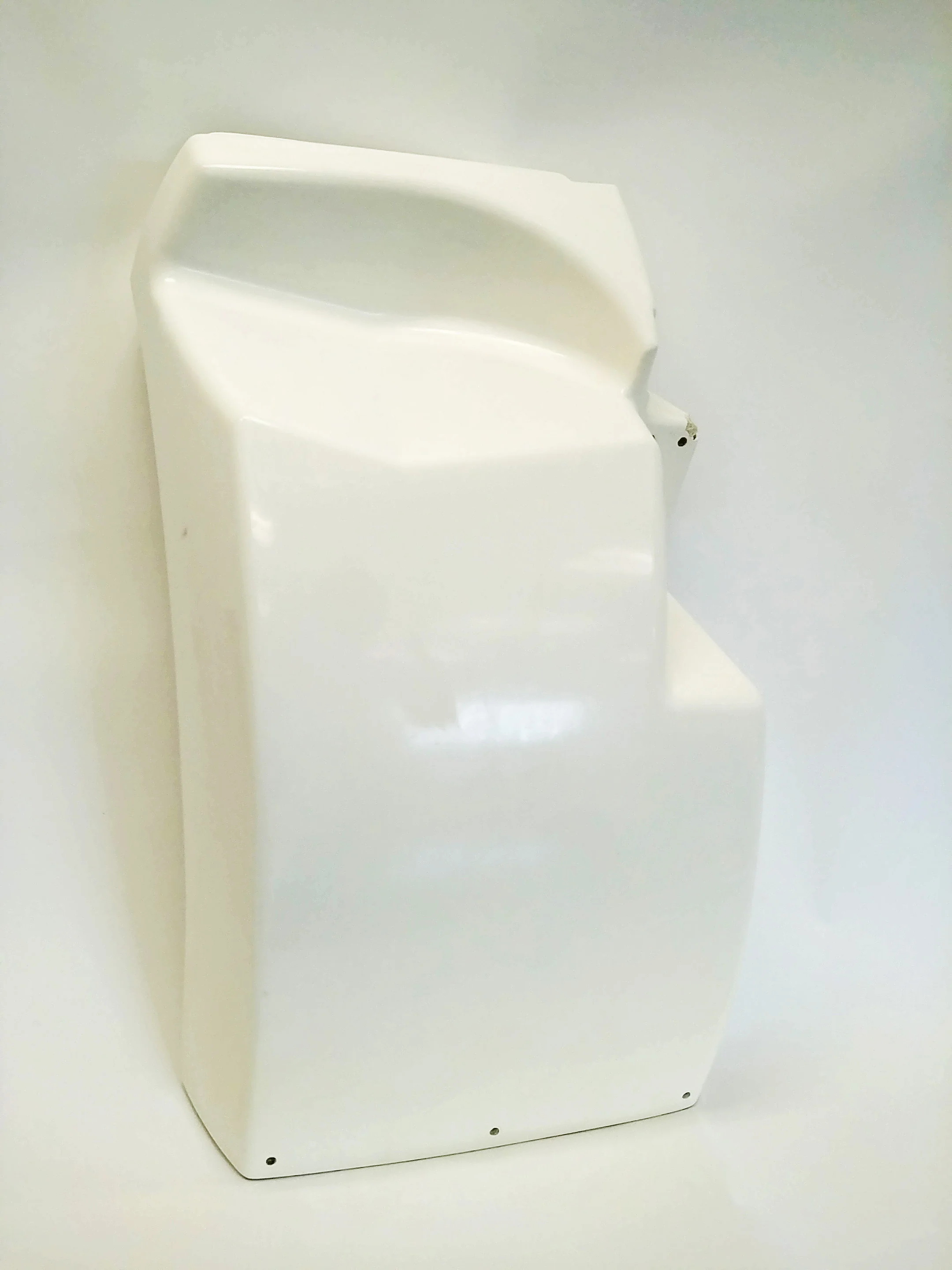 Durabuilt Fiberglass Fender Extension, Fits Kenworth T800-B for Split Fender Hood LH 2007 & Newer