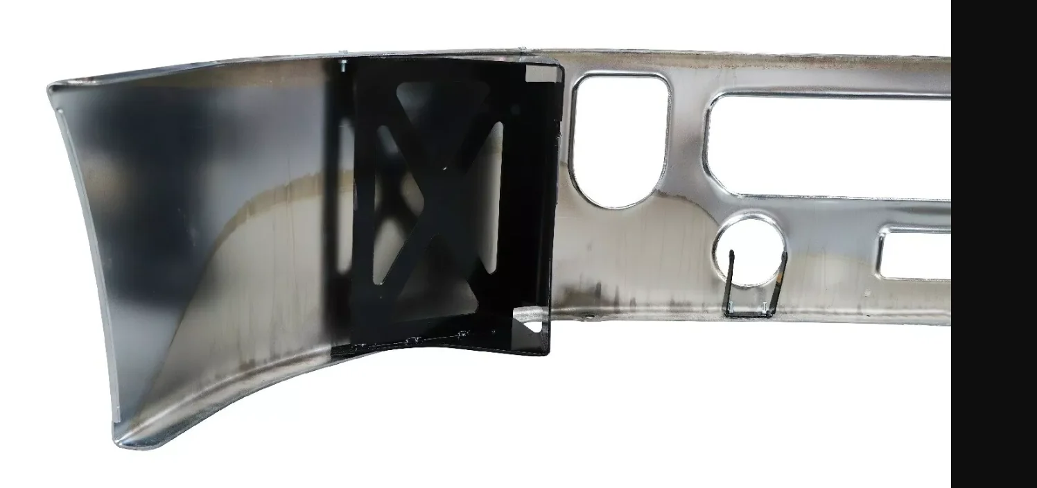 DuraBuilt Mack Vision / CXU / Pinnacle Steel Chrome Bumper | 17" W/Tow Holes & Fogs | MKB-620CF - Image 3