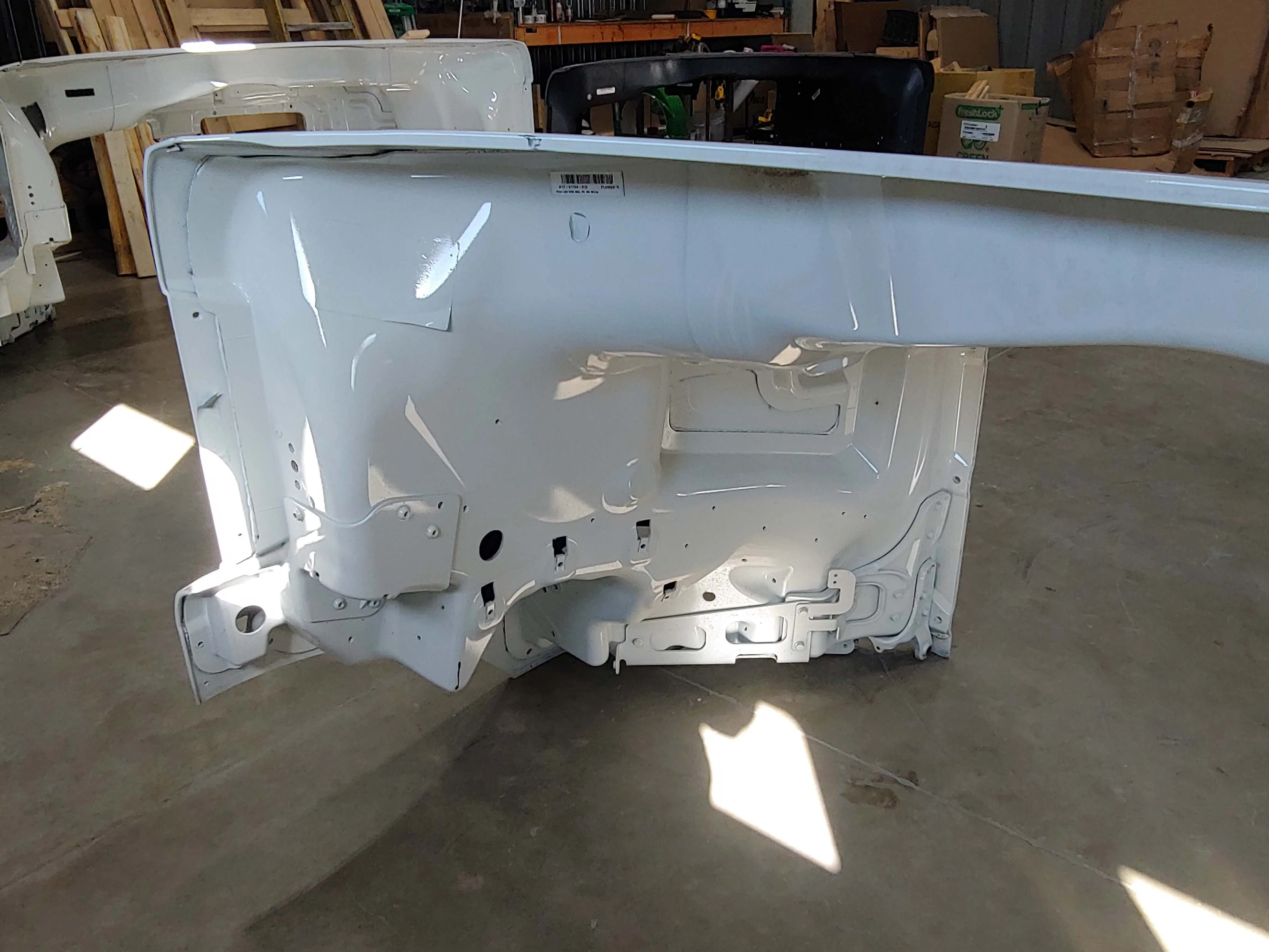Western Star 47X SBA Hood, Fend Ext, OEM Take Off, U2407, A17-21724-008 - Image 12