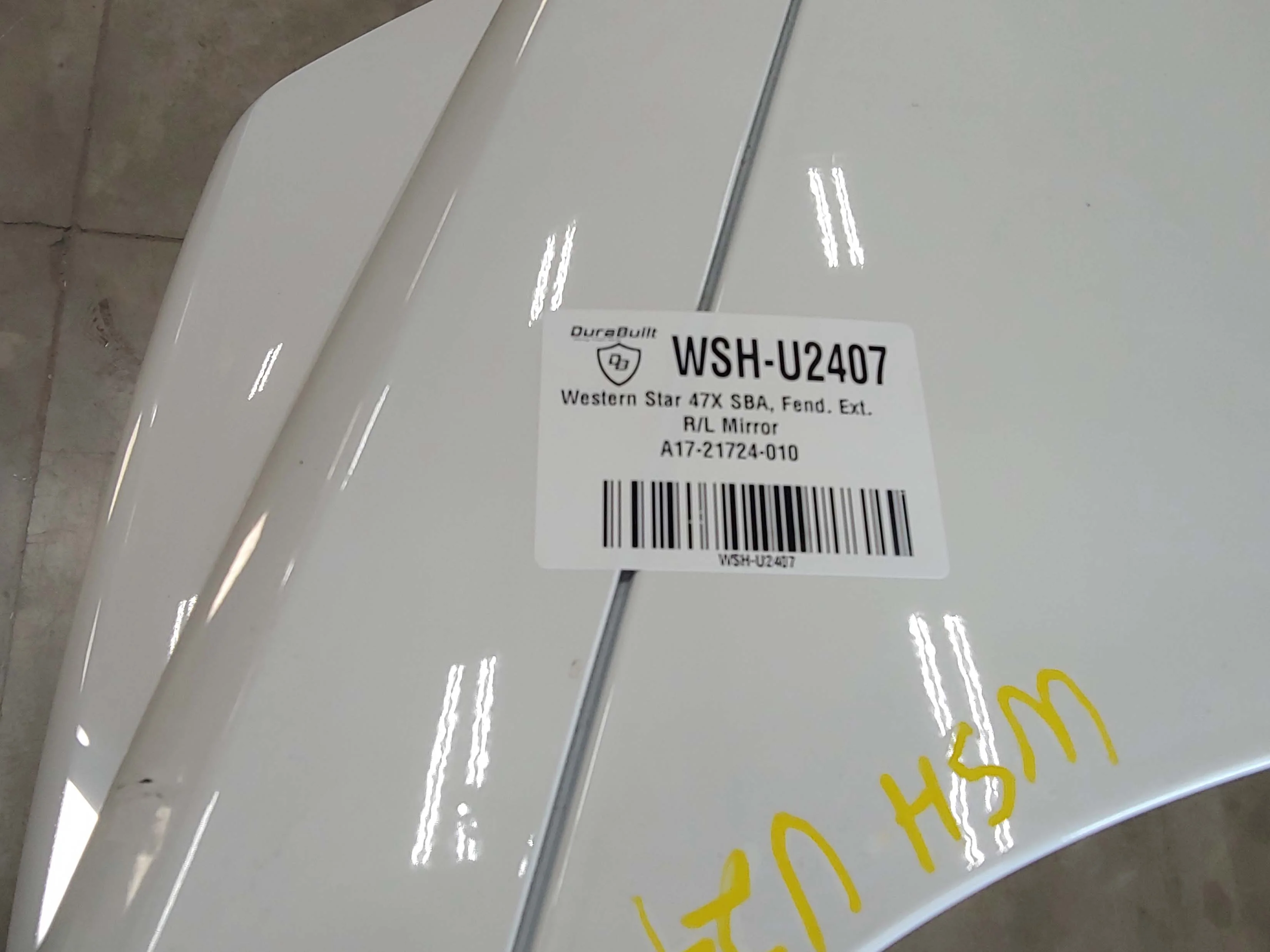 Western Star 47X SBA Hood, Fend Ext, OEM Take Off, U2407, A17-21724-008 - Image 2