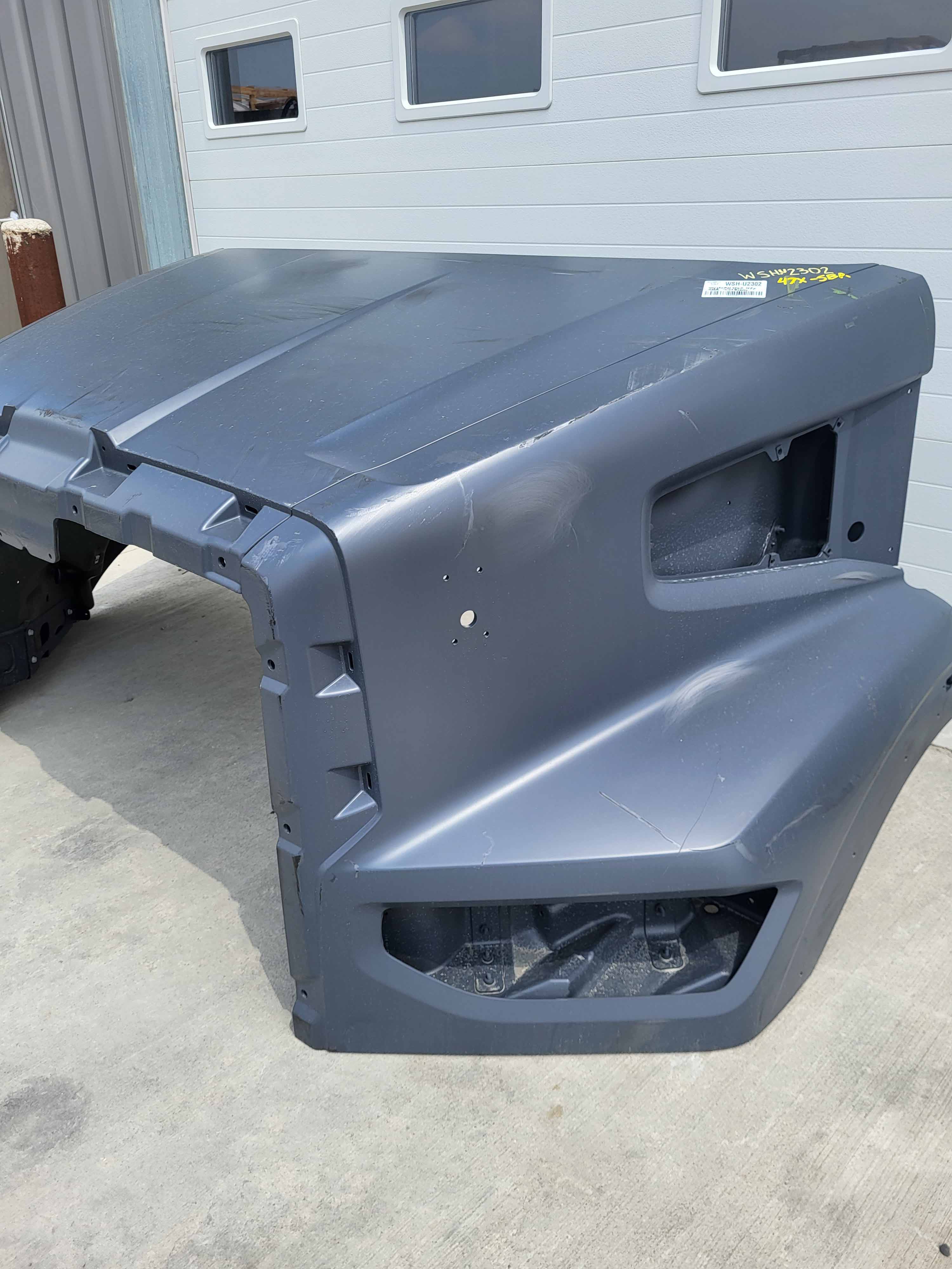 Western Star 47X SBA Hood, OEM Take-Off, U2302, A17-21724-010 - Image 3