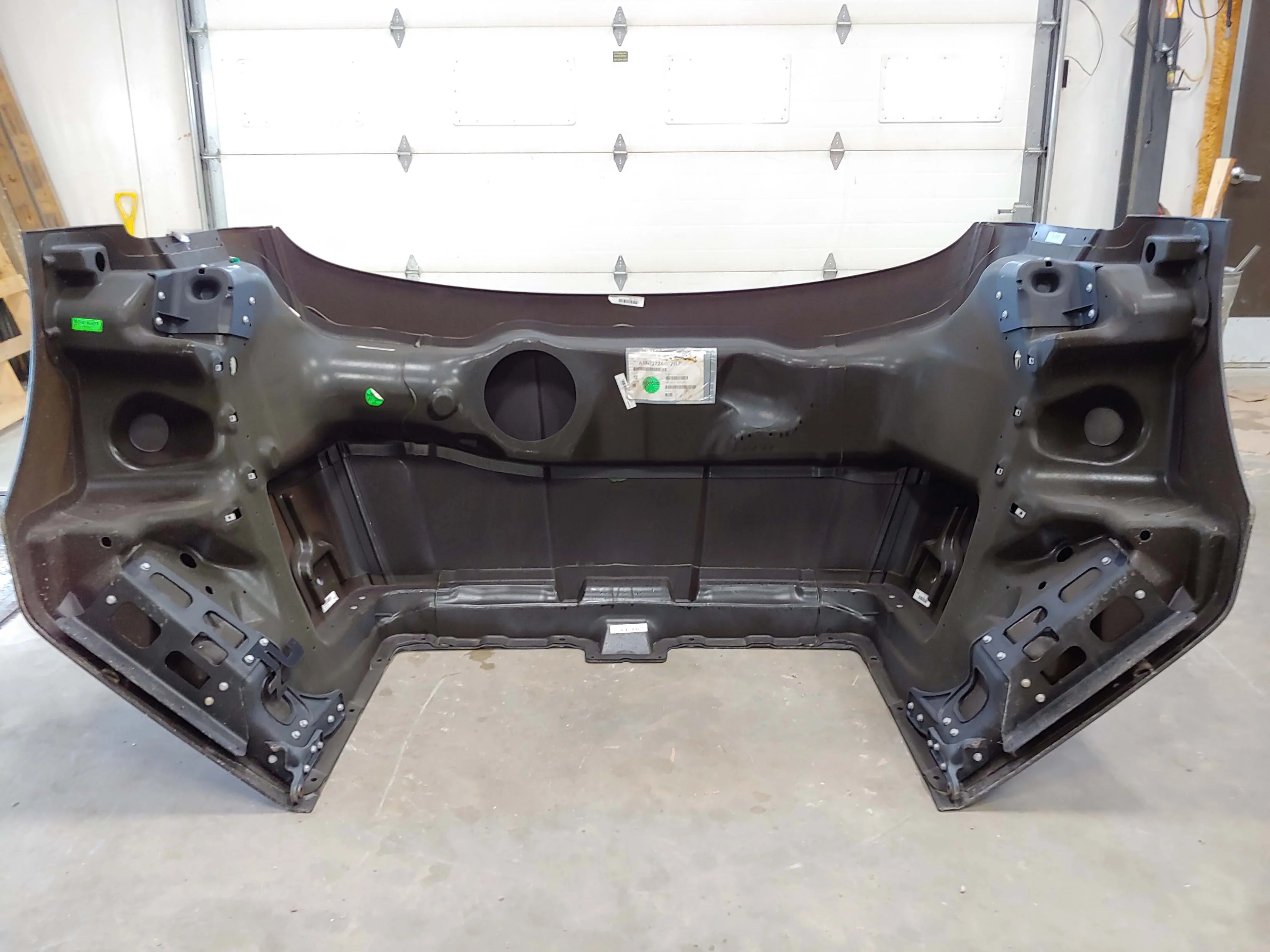 Western Star 47X SBA Hood, R/L Mirror, OEM Take Off, U2406, A17-21724-002 - Image 9