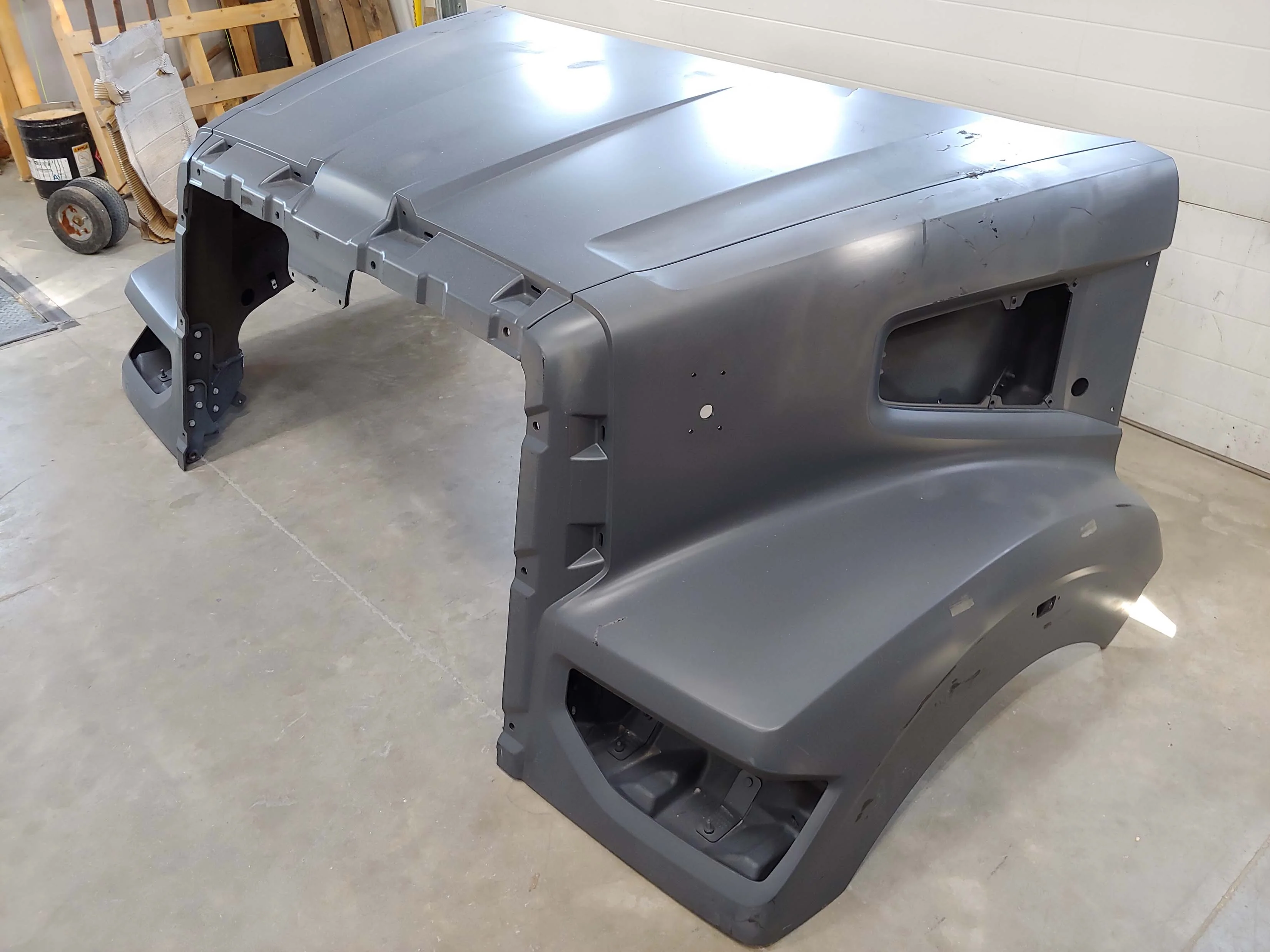 Western Star 47X SFA Hood Precleaner,  OEM Take-Off, U2401, A17-21722-018 - Image 4