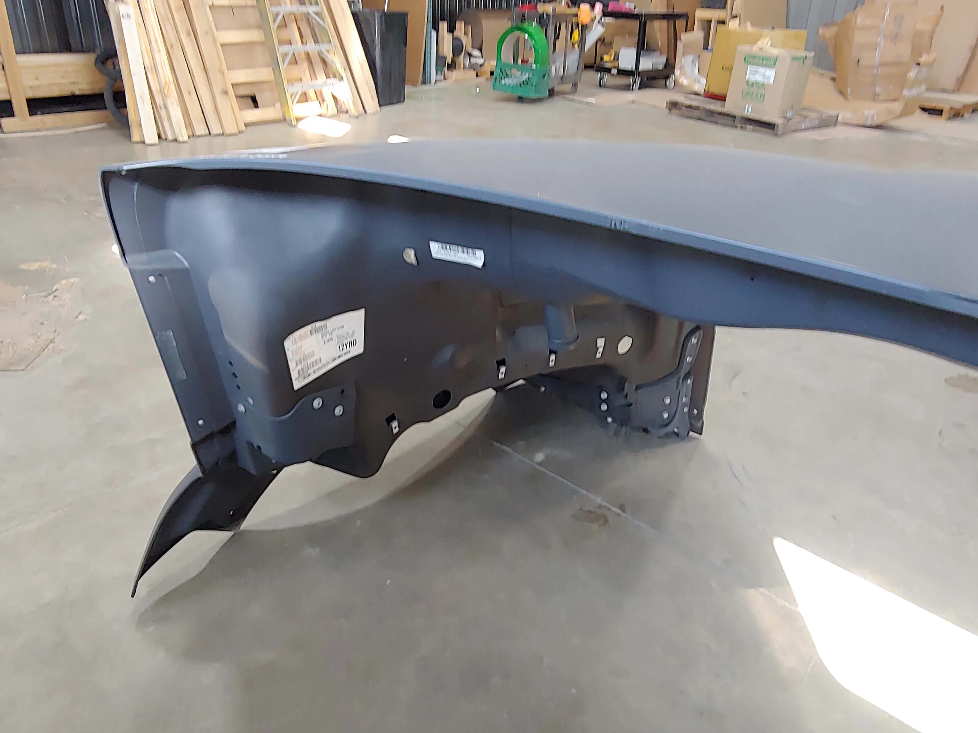 Western Star 47X SFA Hood Precleaner, Fend Ext  OEM Take-Off, U2413, A17-21722-024 - Image 10