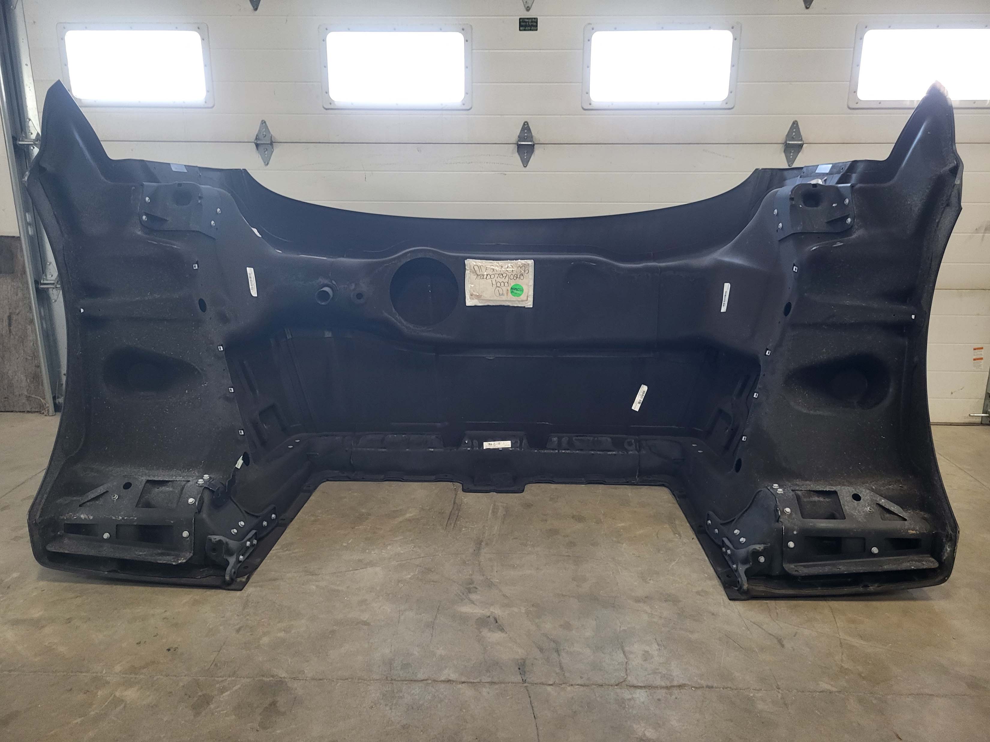 Western Star 47X SFA Hood w/Precleaner, R/L Mirror, Fend. Ext., OEM Take-Off, U2427, A17-21722-026 - Image 10