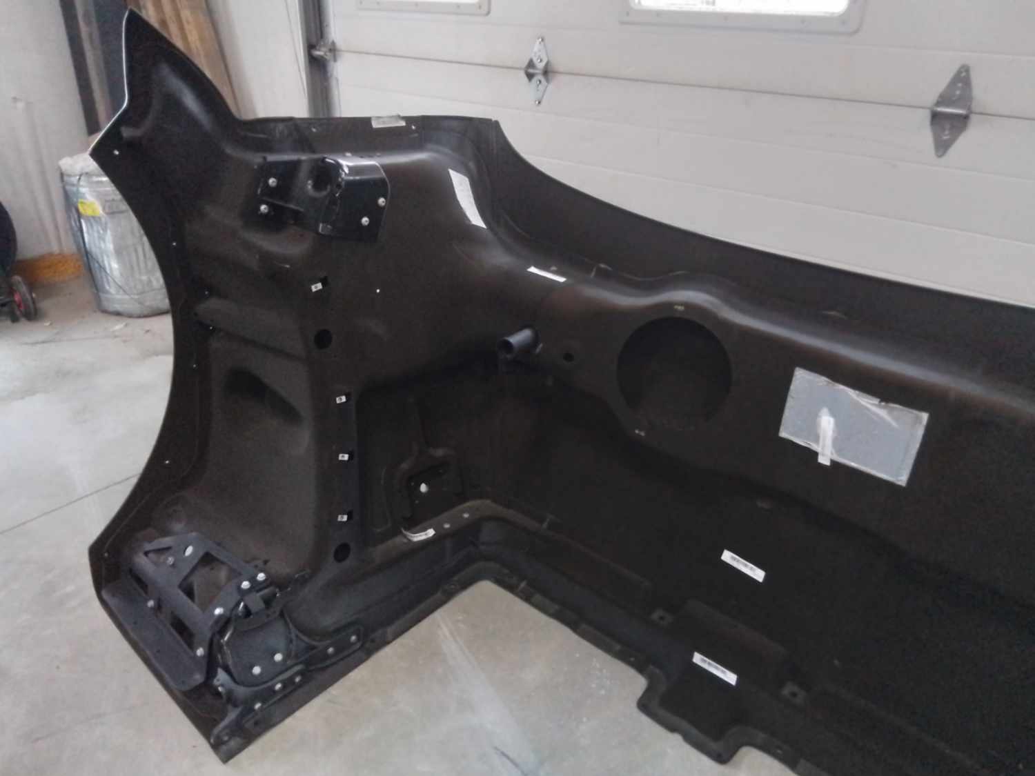 Western Star 47X SFA Hood w/Precleaner, R/L Mirror, Fend. Ext., OEM Take-Off, U2520 A17-21722-059 - Image 9