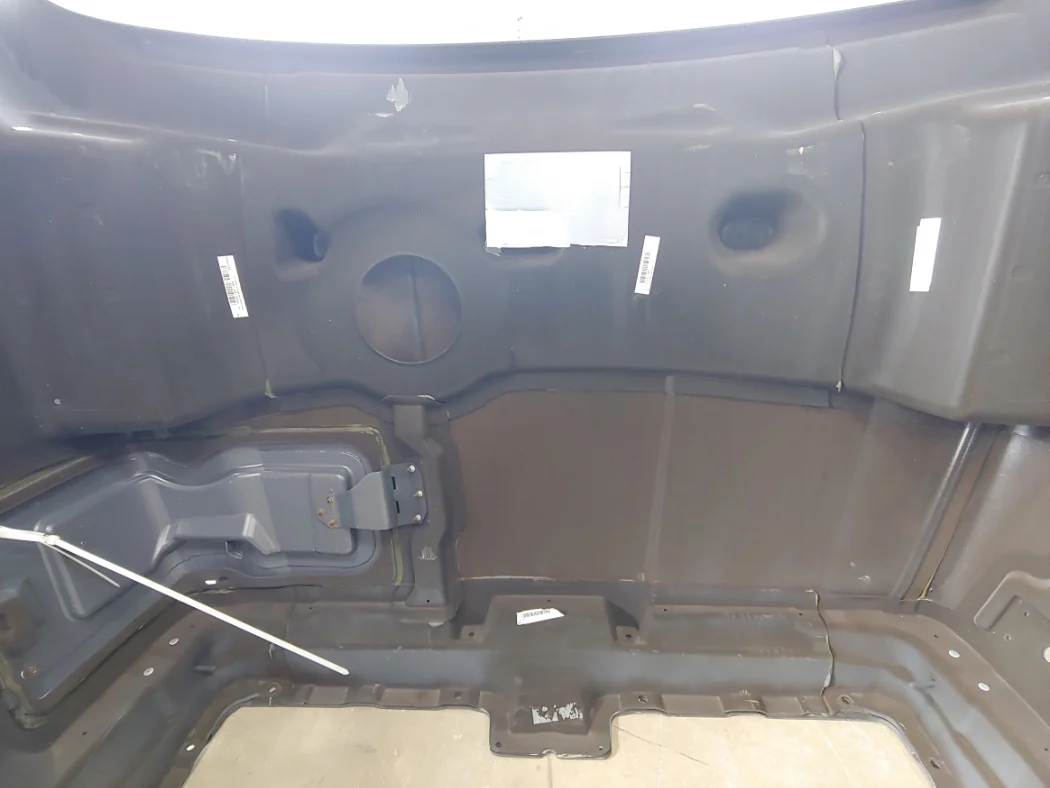 Western Star 49X SBA I/O air, w/Access,  RH Mirror, Take Off w/Drilled Fend., U2511, A17-21718-003 - Image 11