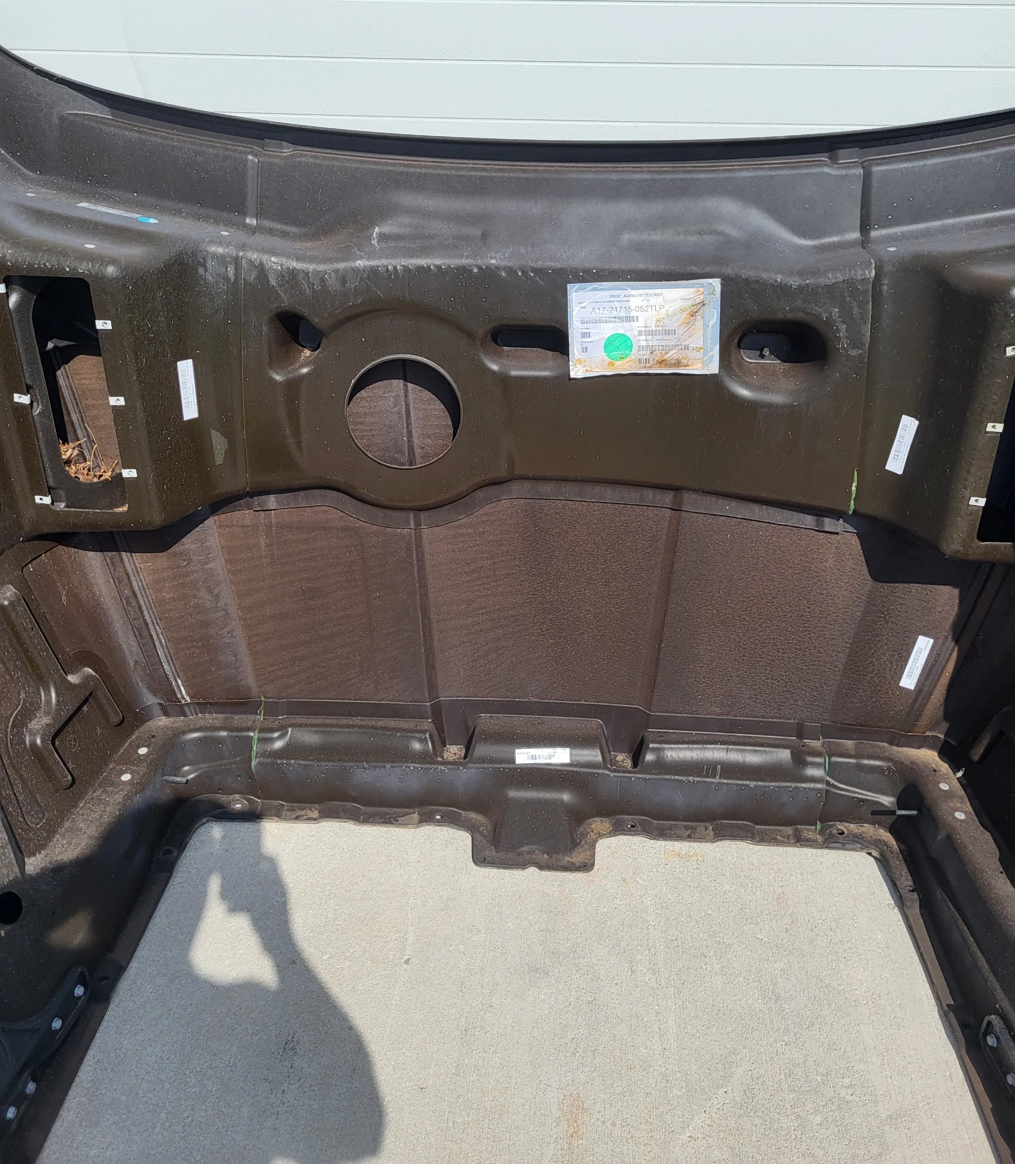 Western Star 49X SFA Hood, 2024-25, RH Mirror, Pre-Cleaner, OEM Take-Off, A17-21715-052 - Image 7