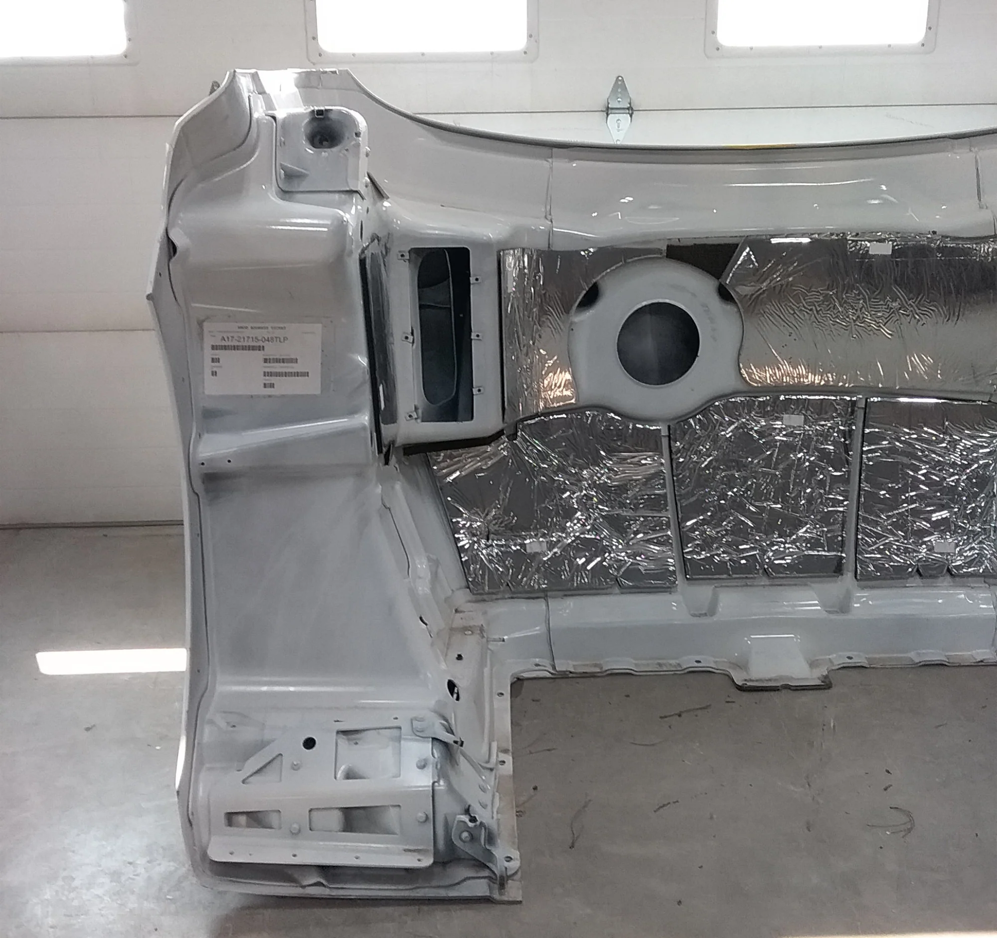 Western Star 49X SFA Hood, Take-Off, Pre-Clean, Drilled Fenders, A17-21715-048 - Image 19