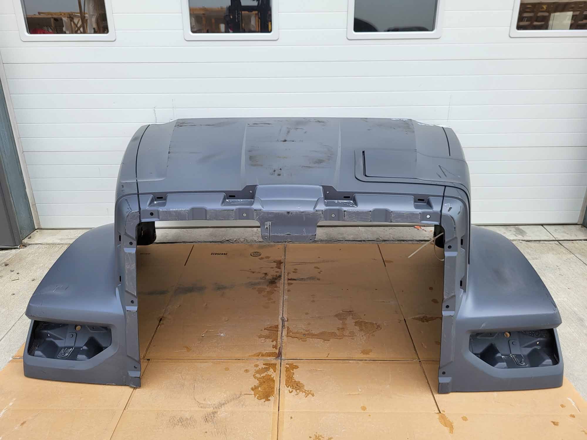 Western Star 49X SFA Hood, w/Access Panel & Drilled Fenders, OEM Take Off, U2317, A17-21716-015