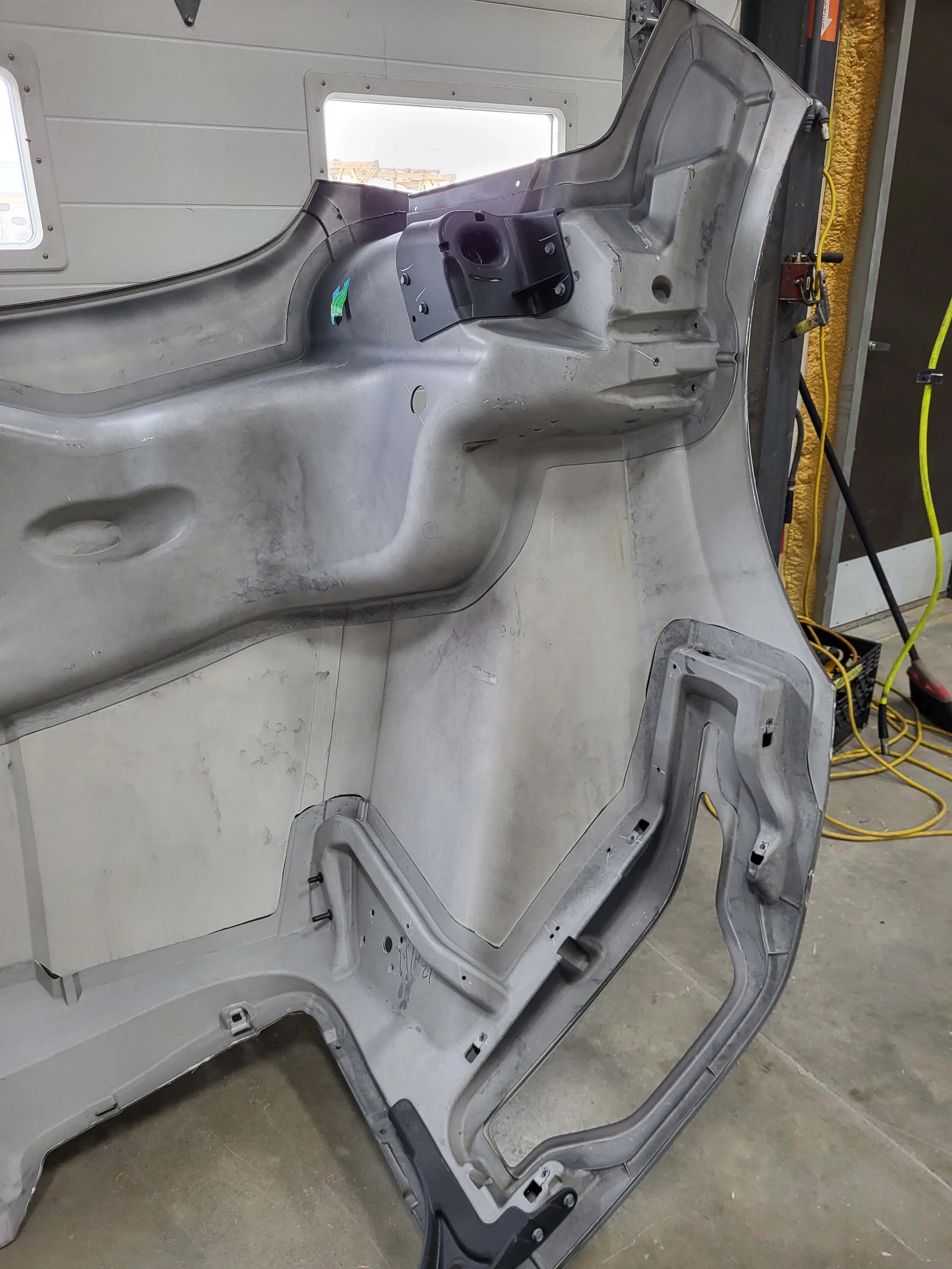 Western Star 57X  *Cosmetic Blemish OEM Hood, U2245 - Image 6