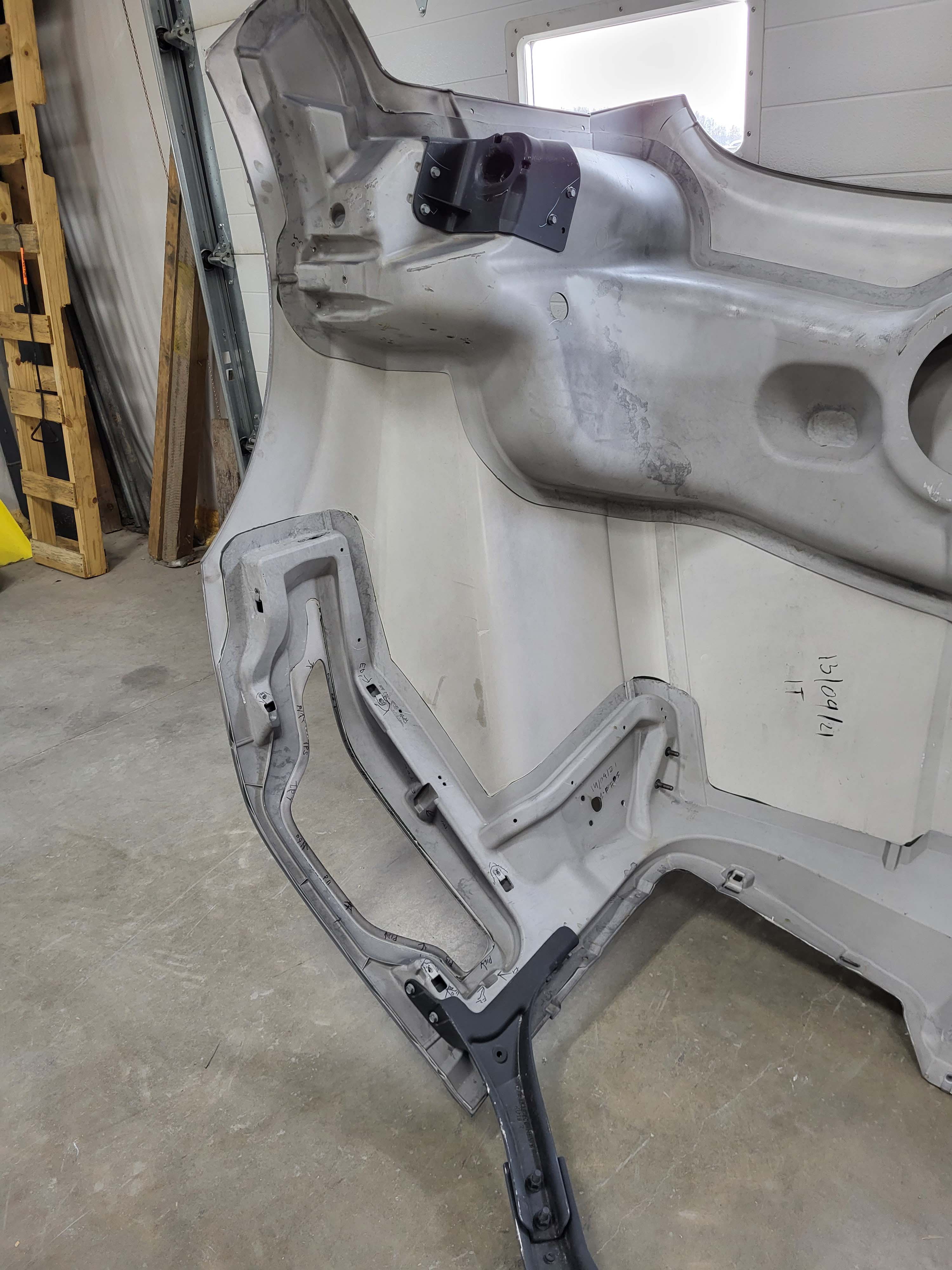 Western Star 57X  *Cosmetic Blemish OEM Hood, U2246 - Image 7