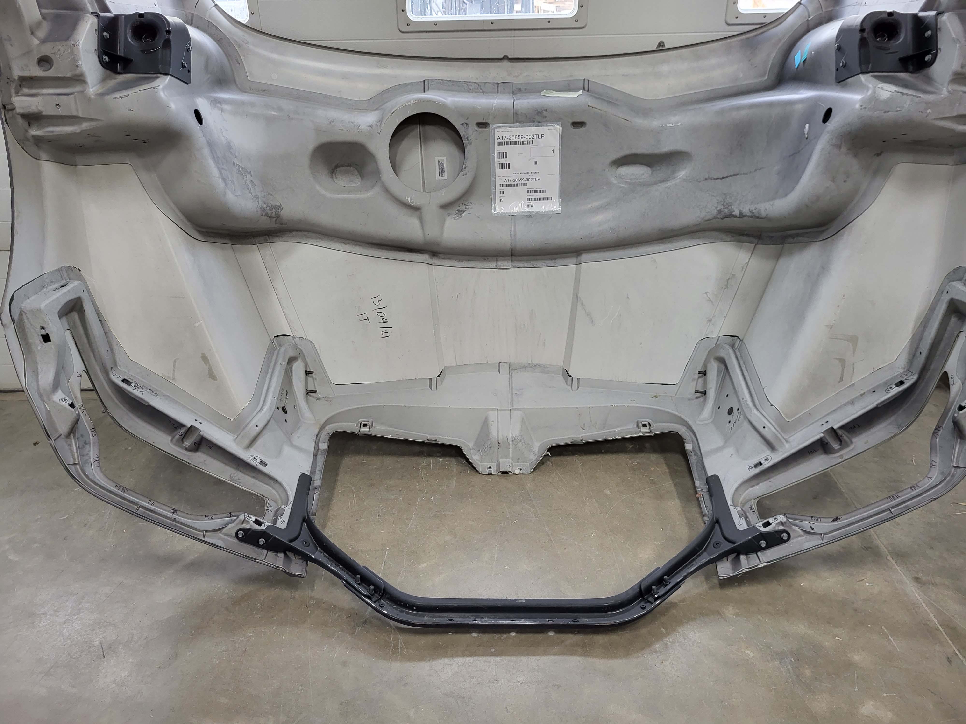 Western Star 57X  *Cosmetic Blemish OEM Hood, U2246 - Image 8