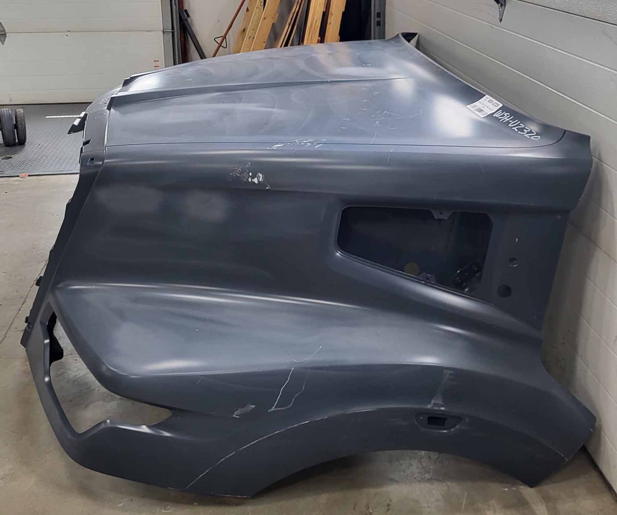 Western Star 57X  OEM Take-Off Hood, U2320 - Image 4