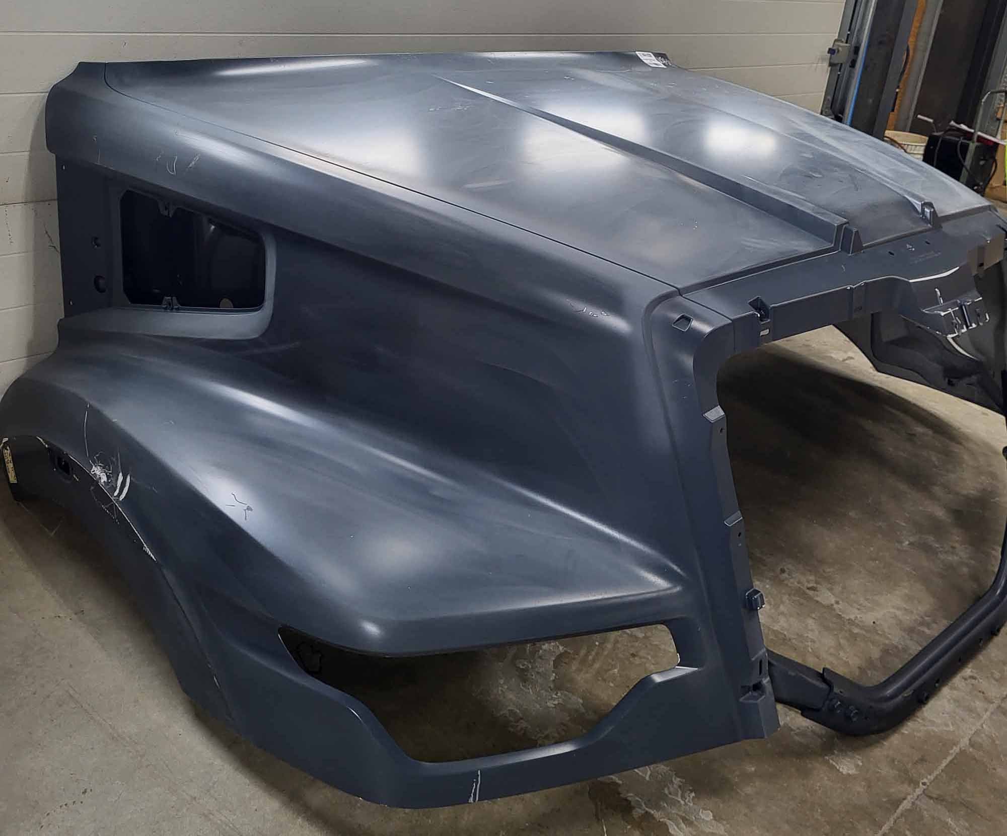 Western Star 57X  OEM Take-Off Hood, U2320 - Image 8